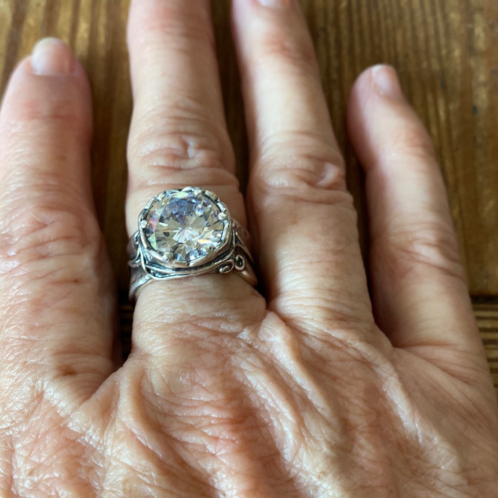 Bombshell Ring